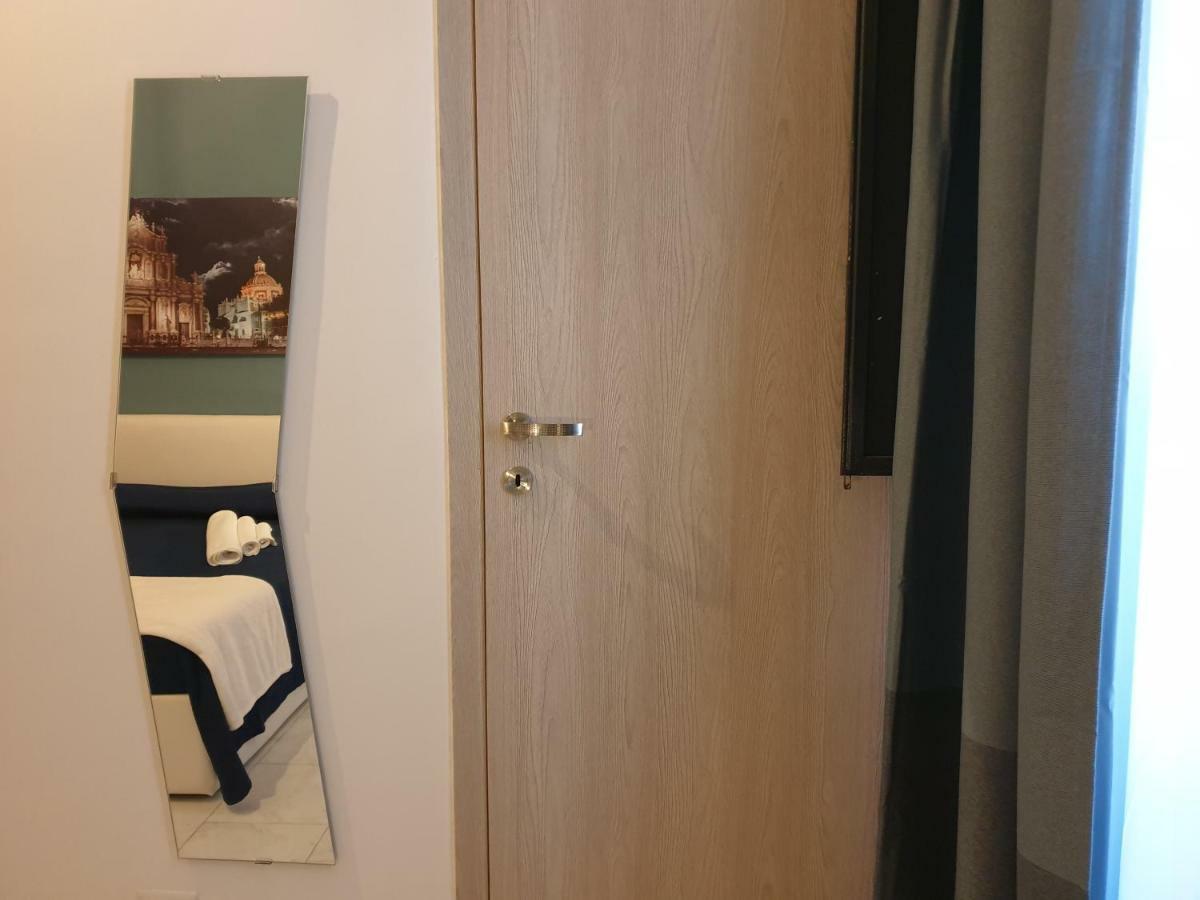 Il Vicolo Home كاتانيا المظهر الخارجي الصورة